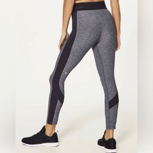 Lululemon Box It Out Tight Black/Heathered Black - Picture 1 of 7